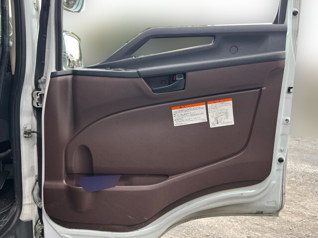 日野レンジャー冷凍車（冷蔵車）中型（4t）[写真25]