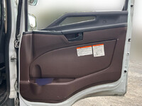 日野レンジャー冷凍車（冷蔵車）中型（4t）[写真26]