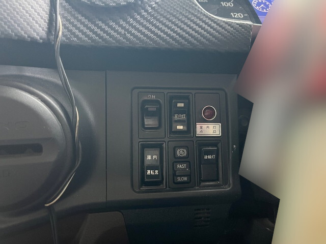 日野レンジャー冷凍車（冷蔵車）中型（4t）[写真36]