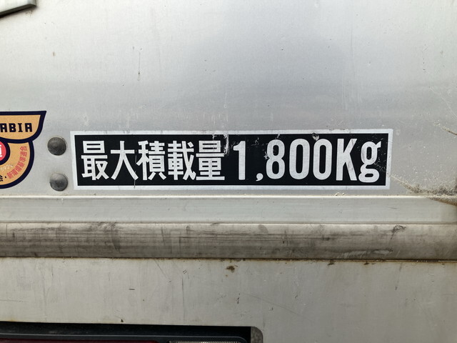 いすゞエルフアルミバン小型（2t・3t）[写真16]