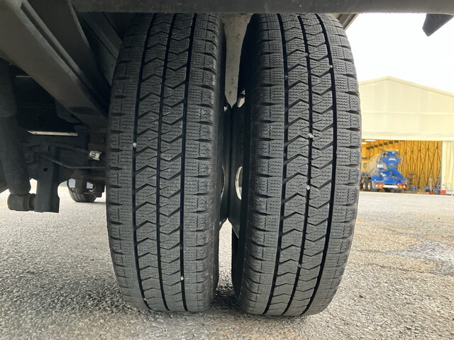 いすゞエルフアルミバン小型（2t・3t）[写真21]