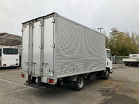 いすゞエルフアルミバン小型（2t・3t）[写真02]