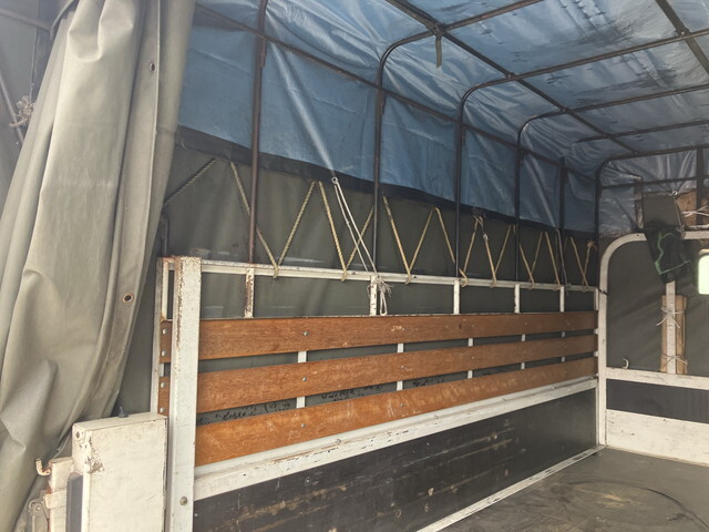 トヨタトヨエース幌車小型（2t・3t）[写真10]