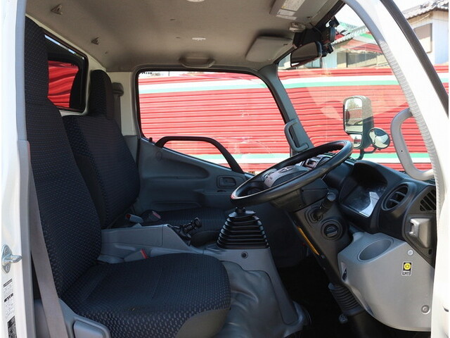 日野デュトロ平ボディ小型（2t・3t）[写真19]