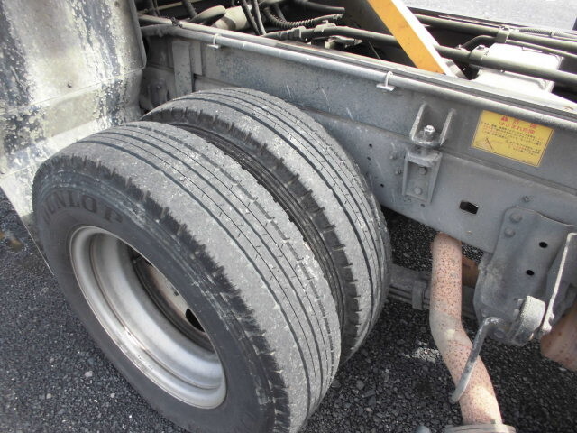 日野デュトロパッカー車（塵芥車）小型（2t・3t）[写真20]