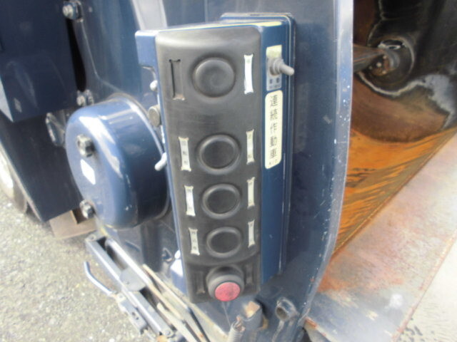 日野デュトロパッカー車（塵芥車）小型（2t・3t）[写真06]