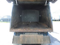 日野デュトロパッカー車（塵芥車）小型（2t・3t）[写真08]