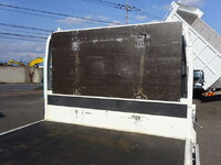 トヨタトヨエース平ボディ小型（2t・3t）[写真13]