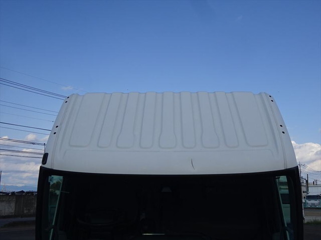 トヨタトヨエース平ボディ小型（2t・3t）[写真21]
