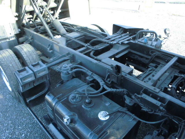 日野デュトロパッカー車（塵芥車）小型（2t・3t）[写真10]