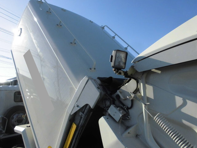 日野デュトロパッカー車（塵芥車）小型（2t・3t）[写真13]