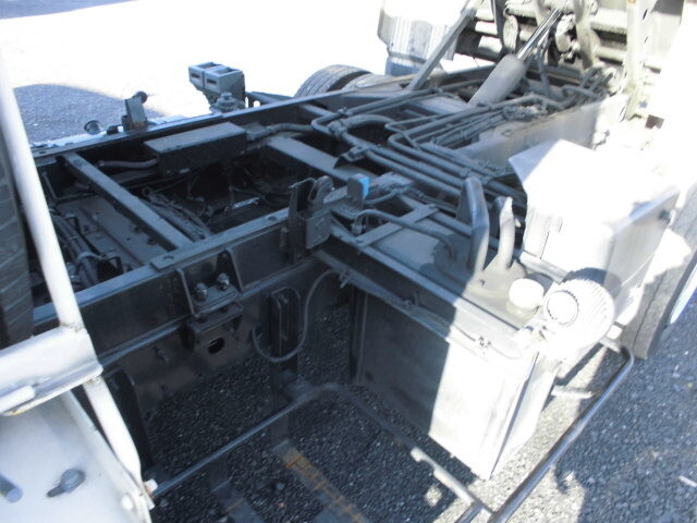 日野デュトロパッカー車（塵芥車）小型（2t・3t）[写真14]