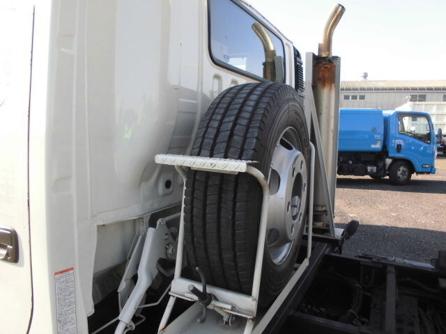 日野デュトロパッカー車（塵芥車）小型（2t・3t）[写真16]