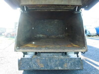 日野デュトロパッカー車（塵芥車）小型（2t・3t）[写真06]