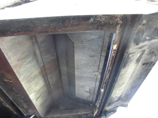 日野デュトロパッカー車（塵芥車）小型（2t・3t）[写真06]