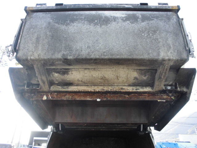 日野デュトロパッカー車（塵芥車）小型（2t・3t）[写真07]