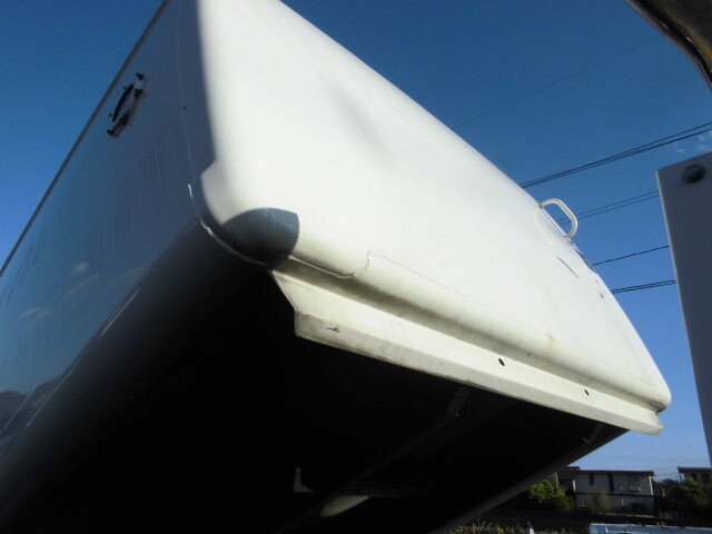 日野デュトロパッカー車（塵芥車）小型（2t・3t）[写真08]