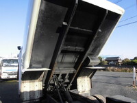 日野デュトロパッカー車（塵芥車）小型（2t・3t）[写真10]