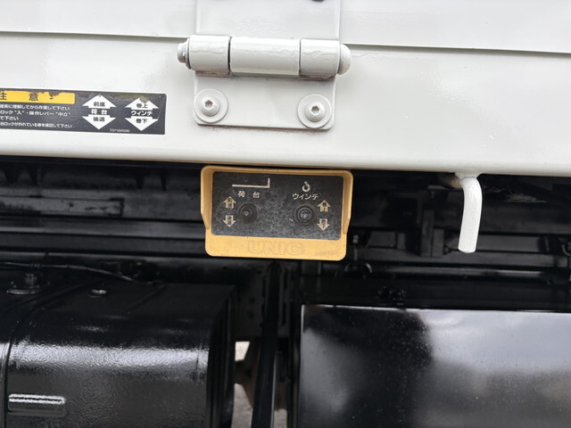日野デュトロセーフティローダー小型（2t・3t）[写真24]