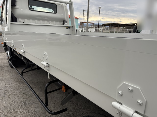 日野デュトロセーフティローダー小型（2t・3t）[写真06]