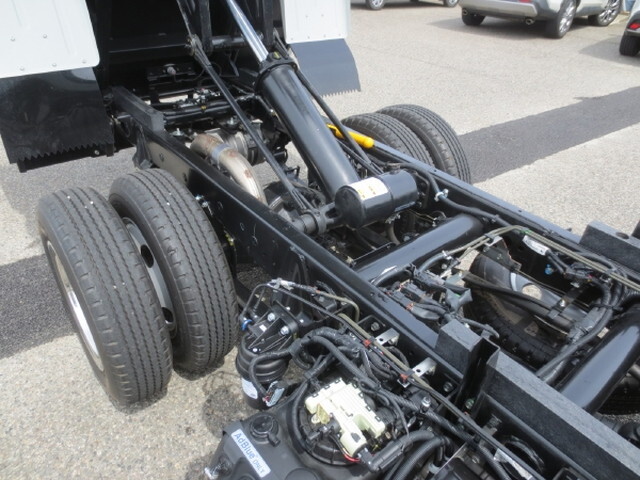 三菱ふそうキャンターダンプ小型（2t・3t）[写真12]