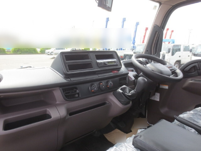 三菱ふそうキャンターダンプ小型（2t・3t）[写真14]