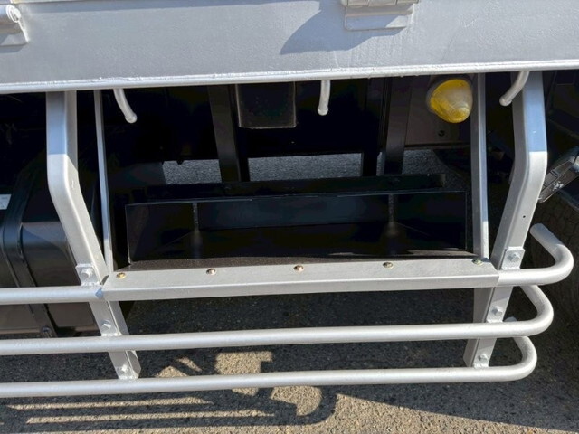 いすゞギガクレーン5段大型（10t）[写真17]