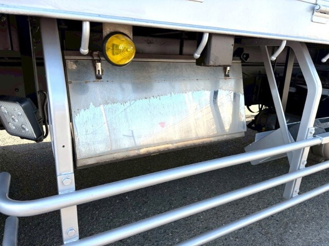 いすゞギガクレーン5段大型（10t）[写真19]