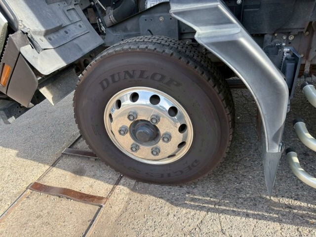 いすゞフォワード冷凍車（冷蔵車）増トン（6t・8t）[写真20]