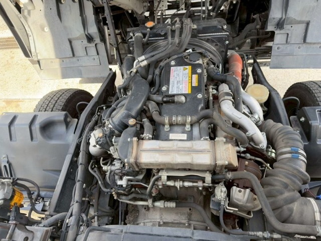 いすゞフォワード冷凍車（冷蔵車）増トン（6t・8t）[写真24]