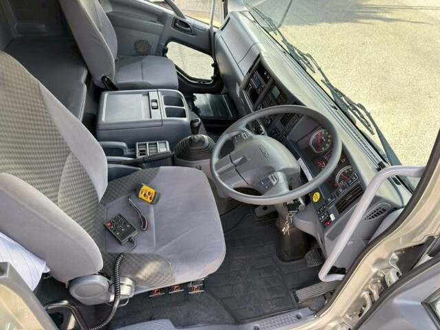 いすゞフォワード冷凍車（冷蔵車）増トン（6t・8t）[写真27]