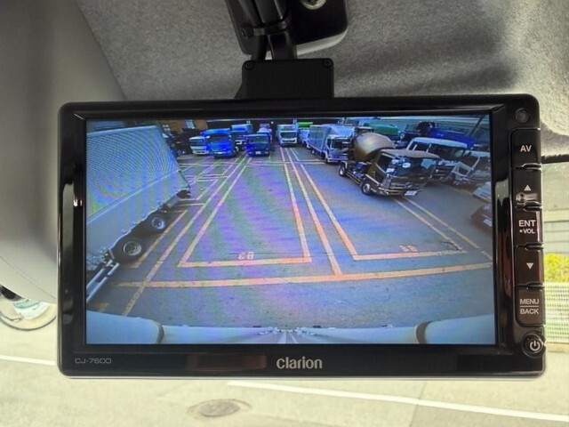 いすゞフォワードアルミバン中型（4t）[写真21]