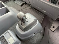 いすゞフォワードアルミバン中型（4t）[写真23]