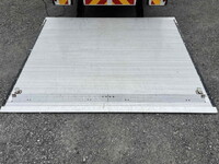 いすゞフォワードアルミブロック増トン（6t・8t）[写真18]