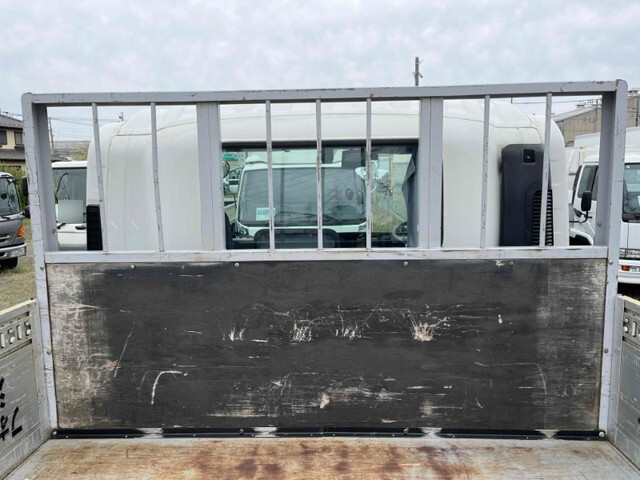 いすゞフォワードアルミブロック増トン（6t・8t）[写真08]