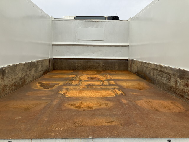 日野レンジャー深ダンプ（土砂禁ダンプ）中型（4t）[写真11]