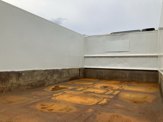 日野レンジャー深ダンプ（土砂禁ダンプ）中型（4t）[写真12]