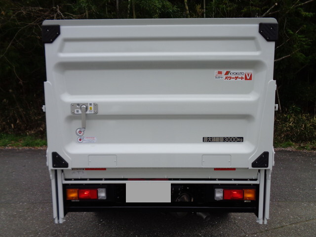 三菱ふそうキャンター平ボディ小型（2t・3t）[写真10]