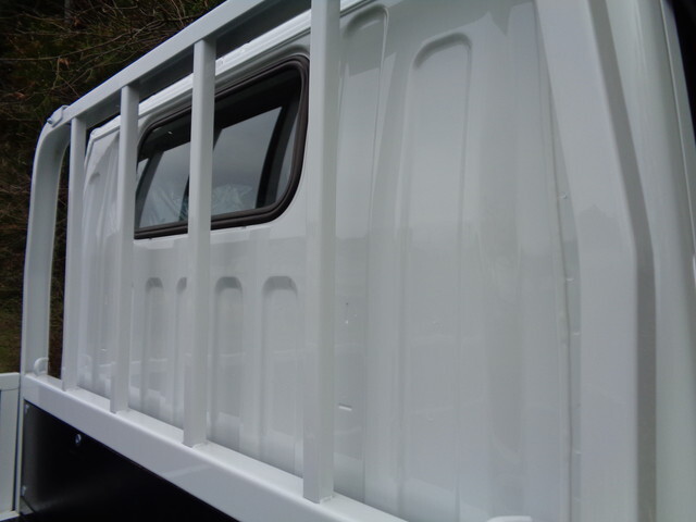 三菱ふそうキャンター平ボディ小型（2t・3t）[写真16]