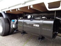 三菱ふそうキャンター平ボディ小型（2t・3t）[写真22]