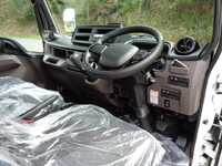 三菱ふそうキャンター平ボディ小型（2t・3t）[写真27]