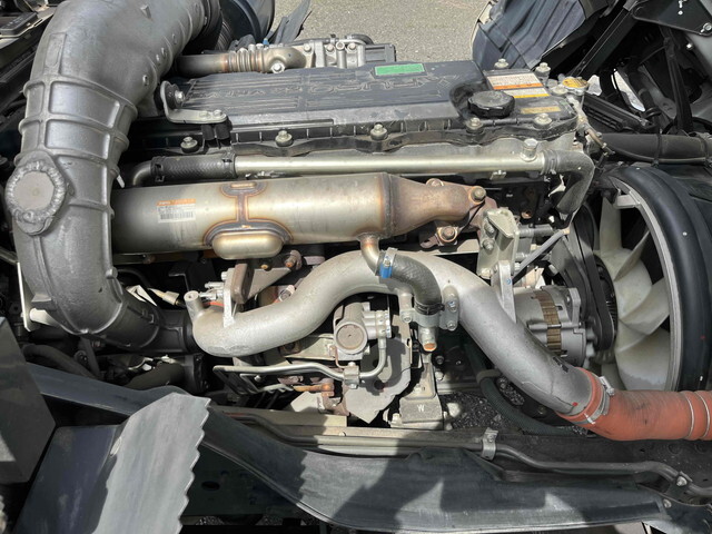 三菱ふそうファイターアルミブロック中型（4t）[写真24]