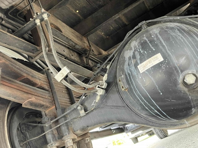 三菱ふそうファイターアルミブロック中型（4t）[写真30]