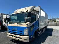 いすゞフォワードアルミウイング増トン（6t・8t）[写真01]