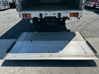 いすゞフォワードアルミウイング増トン（6t・8t）[写真09]