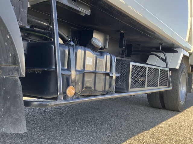 三菱ふそうファイターパッカー車（塵芥車）中型（4t）[写真25]