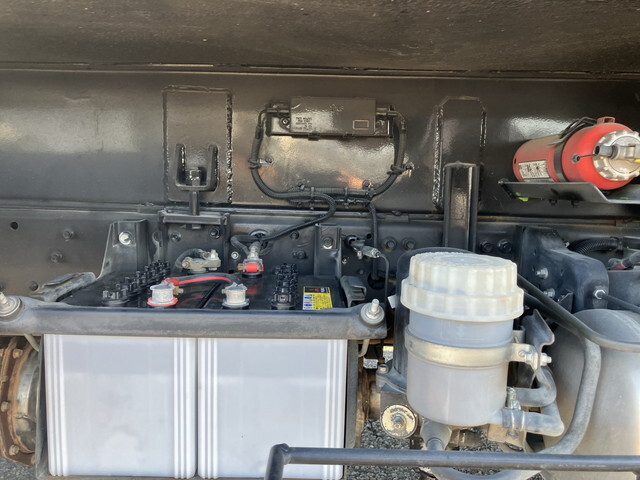 三菱ふそうファイターパッカー車（塵芥車）中型（4t）[写真27]