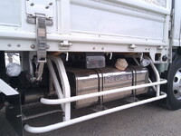 いすゞエルフ平ボディ小型（2t・3t）[写真17]