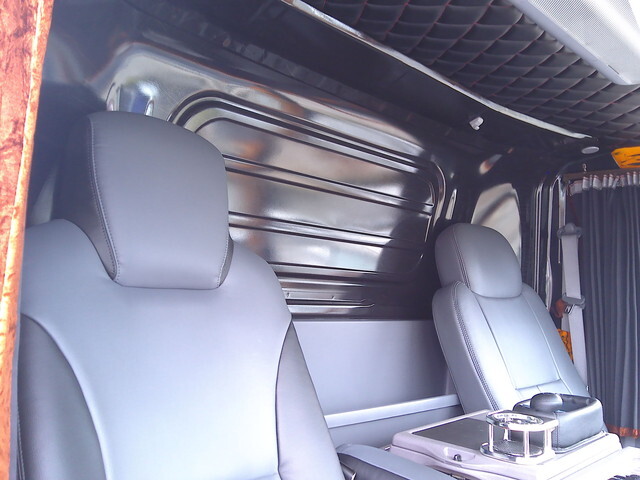 いすゞエルフ平ボディ小型（2t・3t）[写真25]