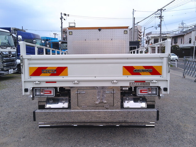 いすゞエルフ平ボディ小型（2t・3t）[写真05]